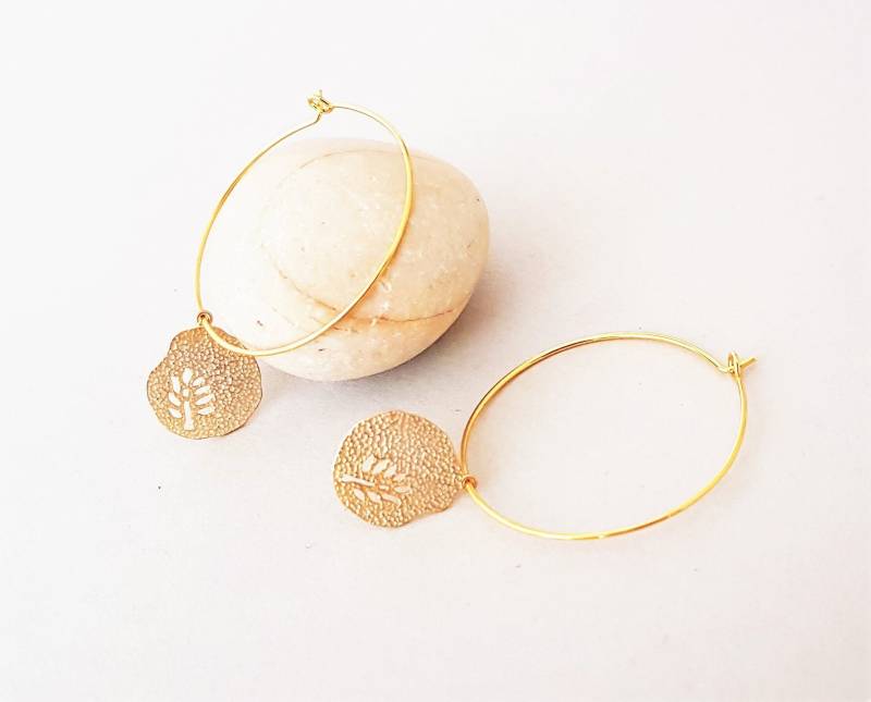 Creolen Gold Mit Blatt Anhänger, Boho Ohrringe Vergoldet von SCHMUCKbyFelicitas