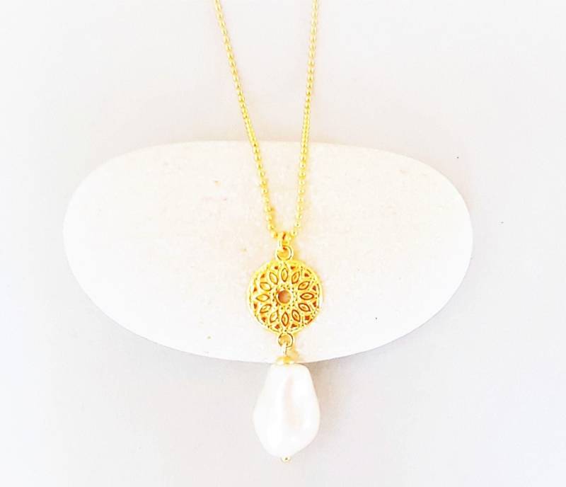 Kette Mit Süßwasser Perle & Mandala Ornament Anhänger 925 Silber Vergoldet von SCHMUCKbyFelicitas