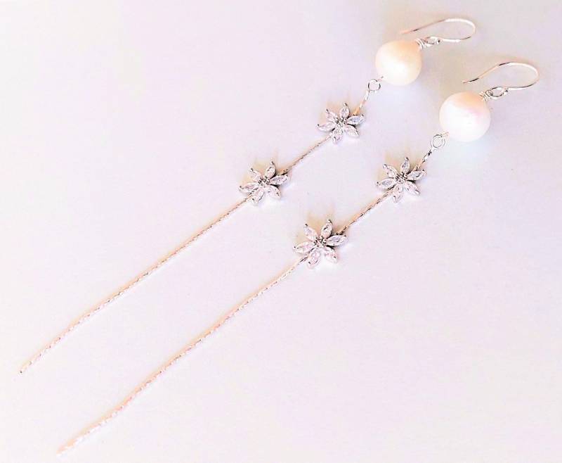 Süßwasserperlen Ketten Ohrringe Mit Zirkonia Blüten Extra Lang von SCHMUCKbyFelicitas