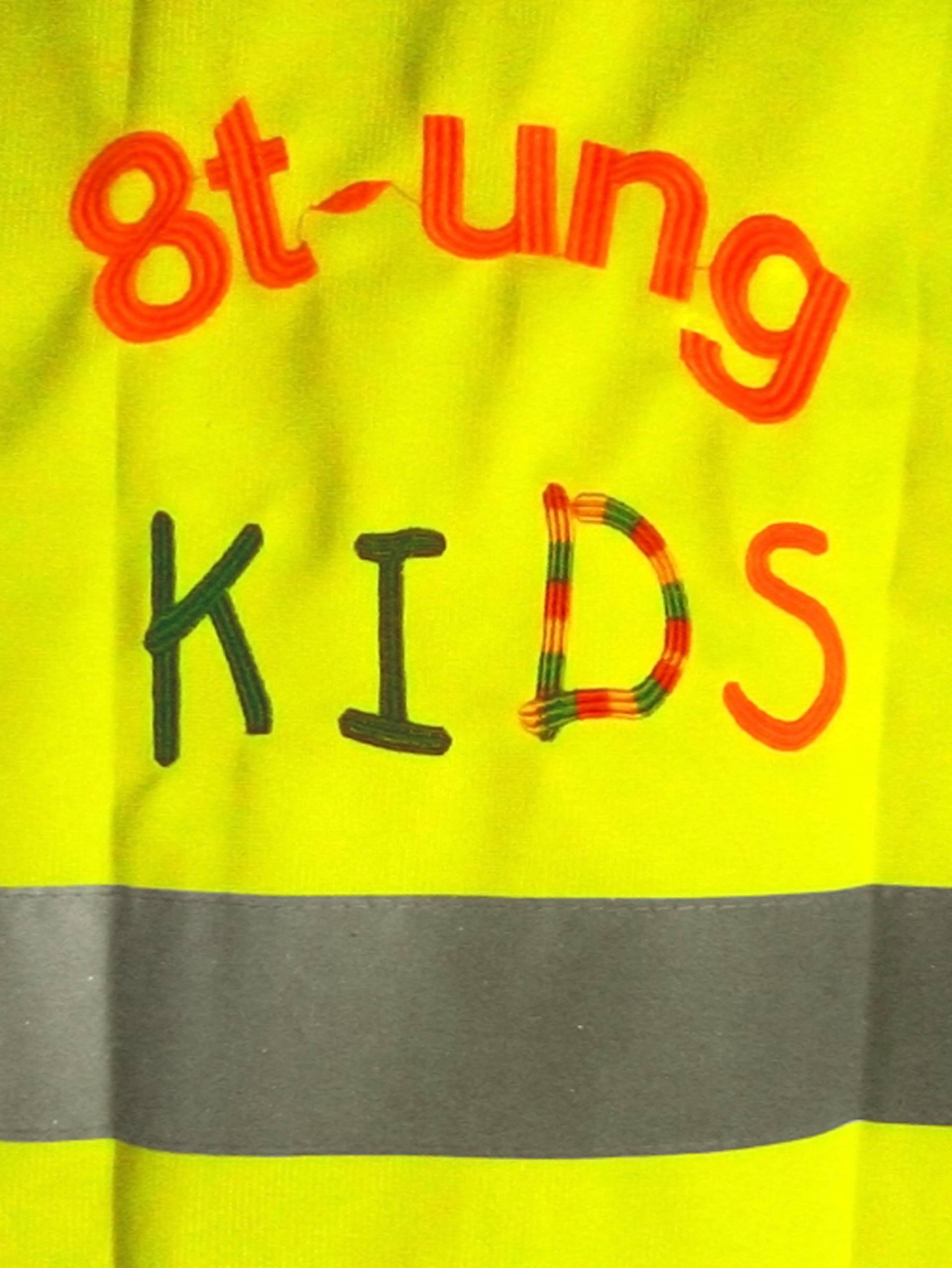 8T-Ung Kids Warnweste in En Größen Xs | 3-6 J. Und S | 6-12 8T-Ung Kids Warnweste in En Größen Xs | 3-6 J. Und S | 6-12 von SCHWARZKLEIDSCHNECKE