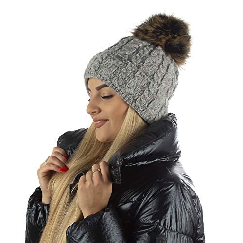 SCJ Damen Wintermütze warm gefüttert Fleece-Futter Bommelmütze Kunstfell-Bommel Winter Strickmütze Beanie-Mütze Erwachsener Damenmütze 15568 | Made in EU (Hellgrau) von SCJ