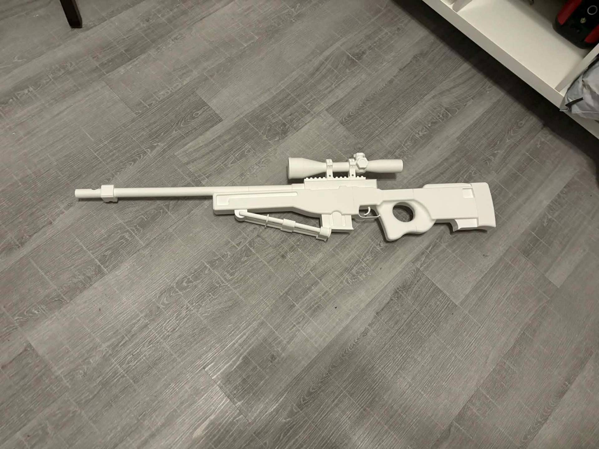 Awo Sniper - Counter Strike Replika Echte Größe Voll Weiß Fertig Zum Bemalen/Schmirgeln von SCUZZAJ