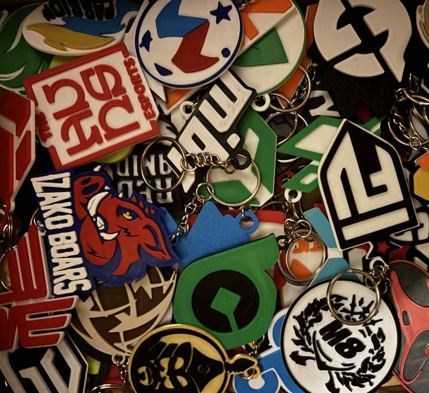 Jeder Individuelle Logo Schlüsselanhänger Ihrer Wahl - Counter Strike Normale Farben Oder Gold von SCUZZAJ