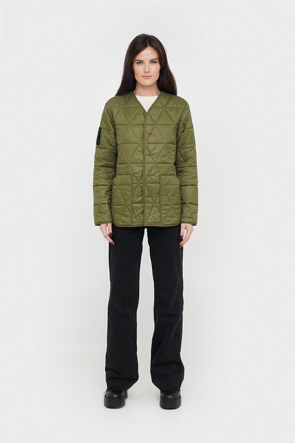 Grüne Gesteppte Linerjacke Für Damen, Leichter Nylonmantel von SCapeRaincoats