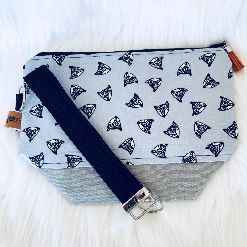 Marley-Tasche | Animal-Print + Grau Leinwand | Projekt Tasche/Make-Up Tasche Marley-Tasche | Animal-Print + Grau Leinwand | Projekt Tasche/Make-Up Tasche von SDCHandmade