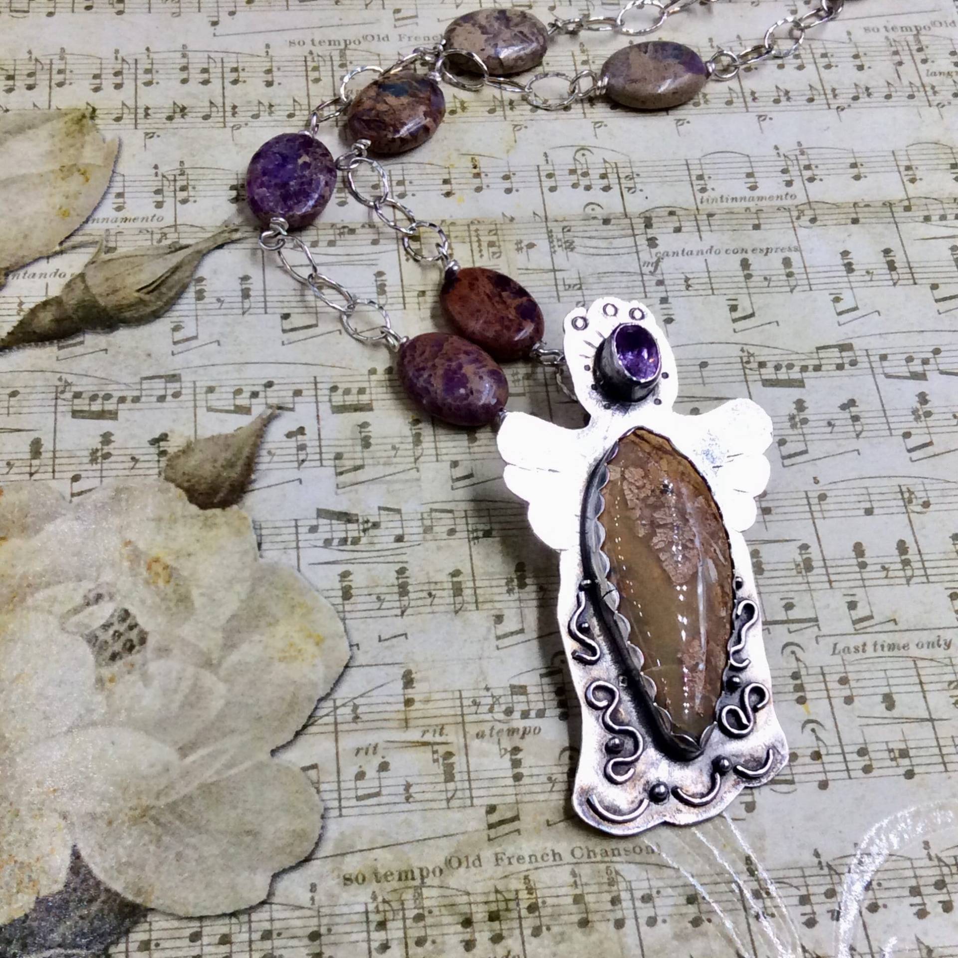 Koroit Boulder Opal Engel Anhänger Mit Amethyst Auf Sterling Silber Imperial Jaspis Gliederkette Koroit Boulder Opal Engel Anhänger Mit Amethyst Auf Sterling Silber Imperial Jaspis Gliederkette von SDLStudio