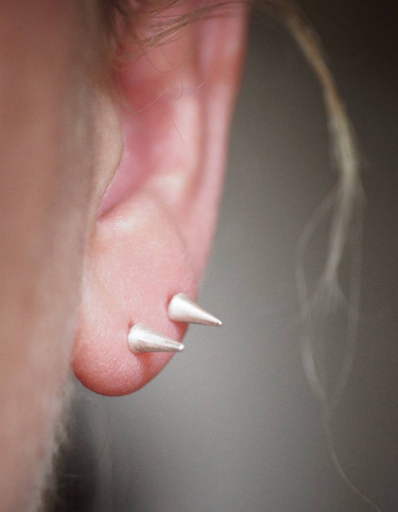 sterling Spike Ohrringe - Ohrstecker von SDMarieJewelry