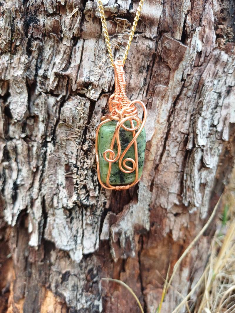 Nephrit Jade Anhänger von SDTimelessTreasures