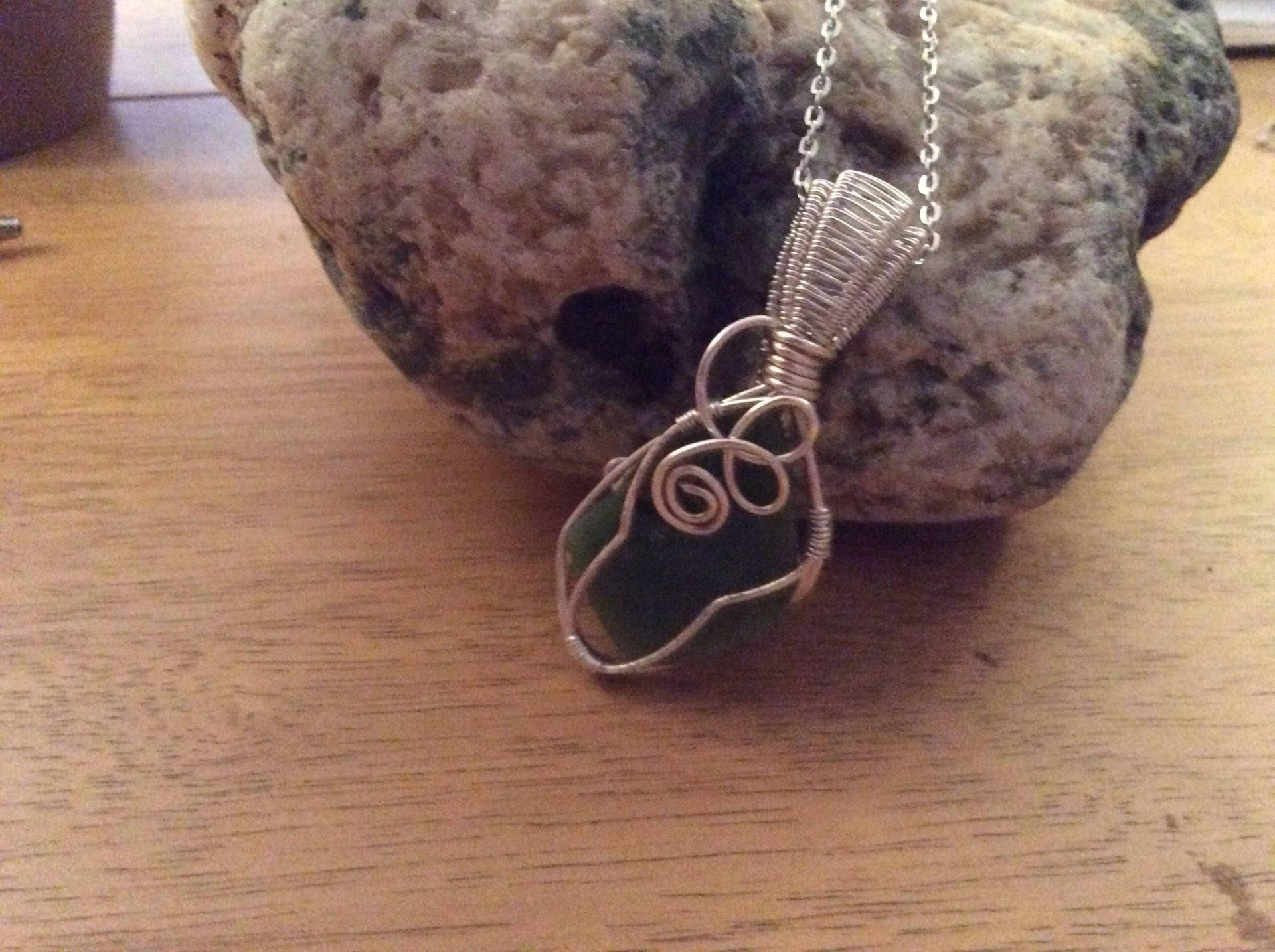 Wunderschöner Grüner Jade-Anhänger von SDTimelessTreasures