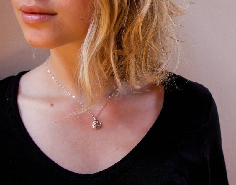 Vollmond-Anhänger Auf Panzerkette/sterling Silber Gegossen Mond in Schwarze Patina Beschichtet von SDavenportJewelry