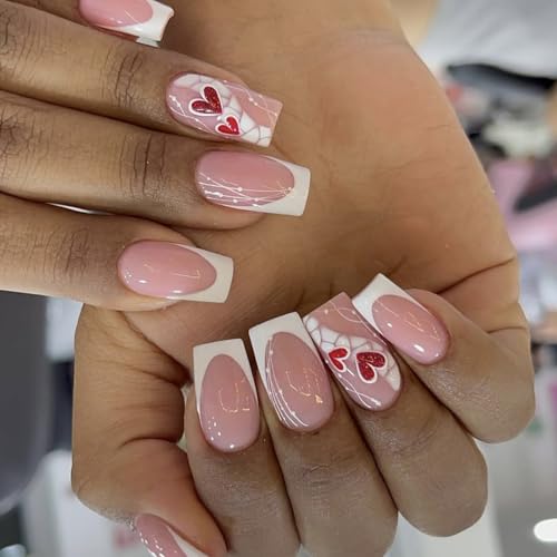 Kurzquadratische Presse Auf Nägeln 24 Prozent Mit Süßem Herzen Designs Französische Valentinstagsnägel Für Frauen Und Mädchen Kurzquadratische Presse Auf Nägeln 24 Prozent Mit Süßem Herzen Designs Französische Valentinstagsnägel Für Frauen Und Mädchen von SEAYACK