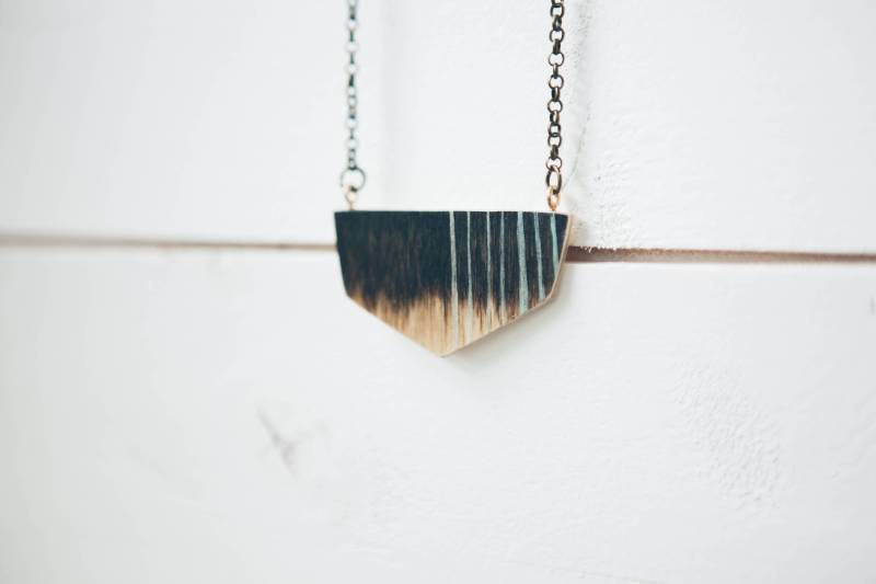 Gebeiztem Holz-Kette Gebeiztem Holz-Kette von SEEDSbyhannah