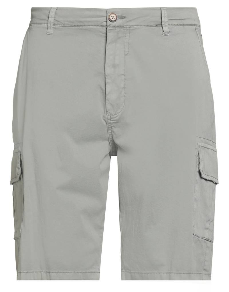 SEINSE Shorts & Bermudashorts Herren Hellgrau SEINSE Shorts & Bermudashorts Herren Hellgrau von SEINSE