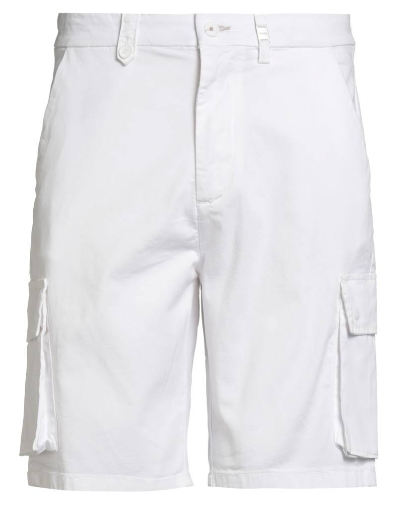SEINSE Shorts & Bermudashorts Herren Weiß von SEINSE