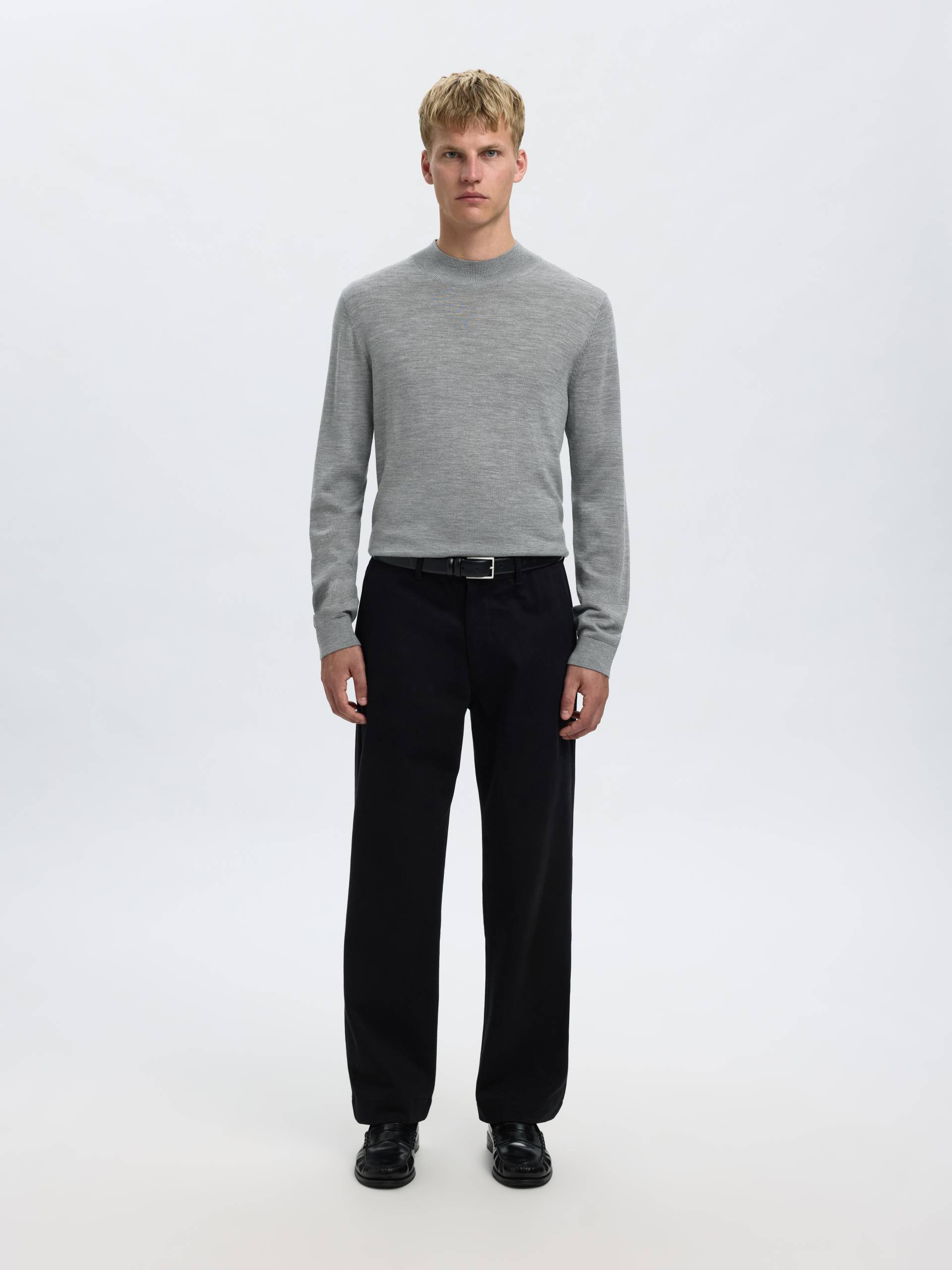 SELECTED MEN - SLHTRAY LS KNIT MERINO MOCK NECK NOOS medium grey melange - Gr. - L von SELECTED MEN