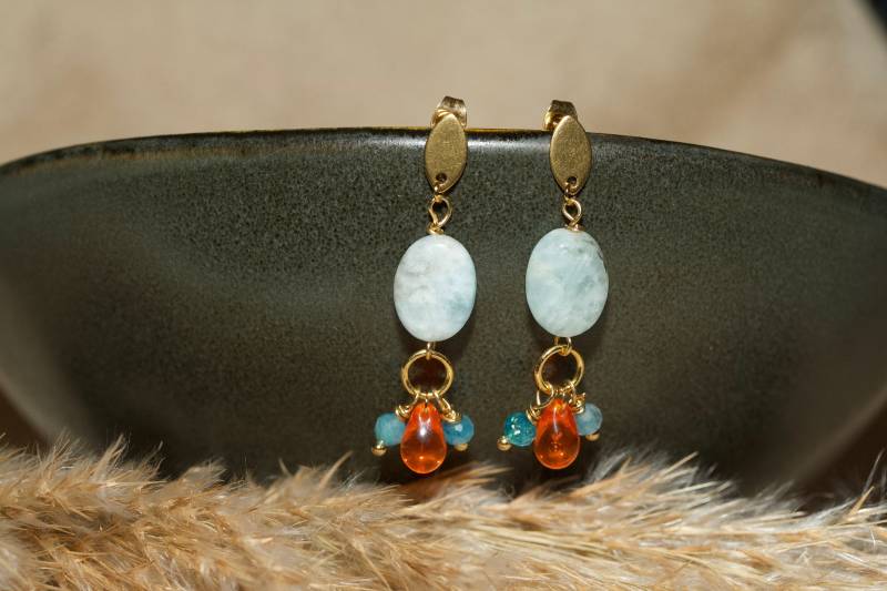 Hängende Ohrringe Aquara Aus Edelstahl Und Aquamarin Handgefertigt Vergoldet von SELFLOVEDE