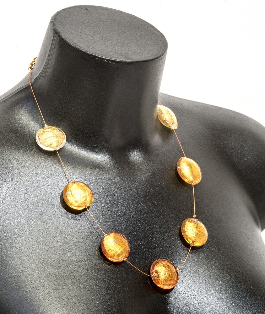 Glas Halskette Handgefertigt in Murano Mit Blattgold 24 Kt Elegante Raffinierte Lampwork Modeschmuck Statementkette Gold von SENTMURANO