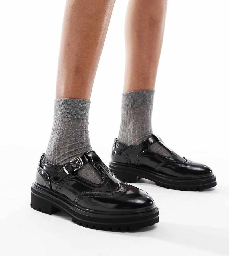 SEQWL Wide Fit - Jeep - Mary-Jane-Schuhe in Schwarz mit Details im Budapester Stil, weite Passform von SEQWL Wide Fit