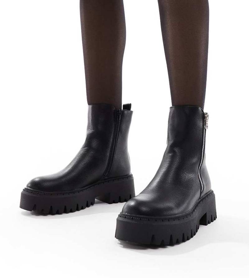 SEQWL Wide Fit - Stella - Stiefel in Schwarz mit dicker Sohle und Reißverschluss, weite Passform von SEQWL Wide Fit