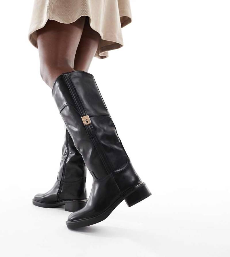 SEQWL Wide Fit - Twix - Elegante Reitstiefel in Schwarz mit Schnallen, weite Passform von SEQWL Wide Fit