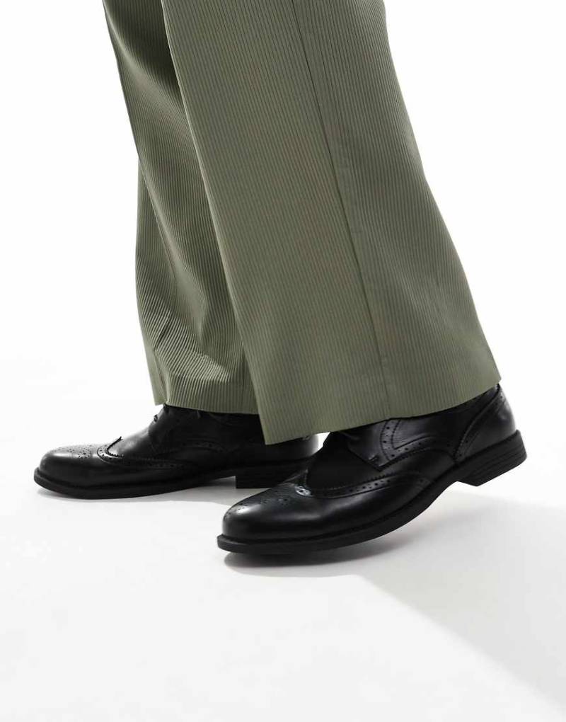 SEQWL - Beatle - Oxford-Schuhe in Schwarz von SEQWL