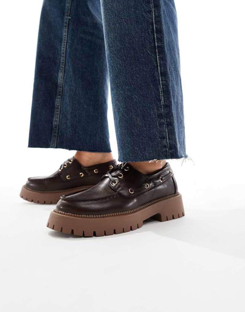 SEQWL - Exton - Bootsschuhe aus Nubukleder in Braun mit klobiger Sohle-Brown von SEQWL