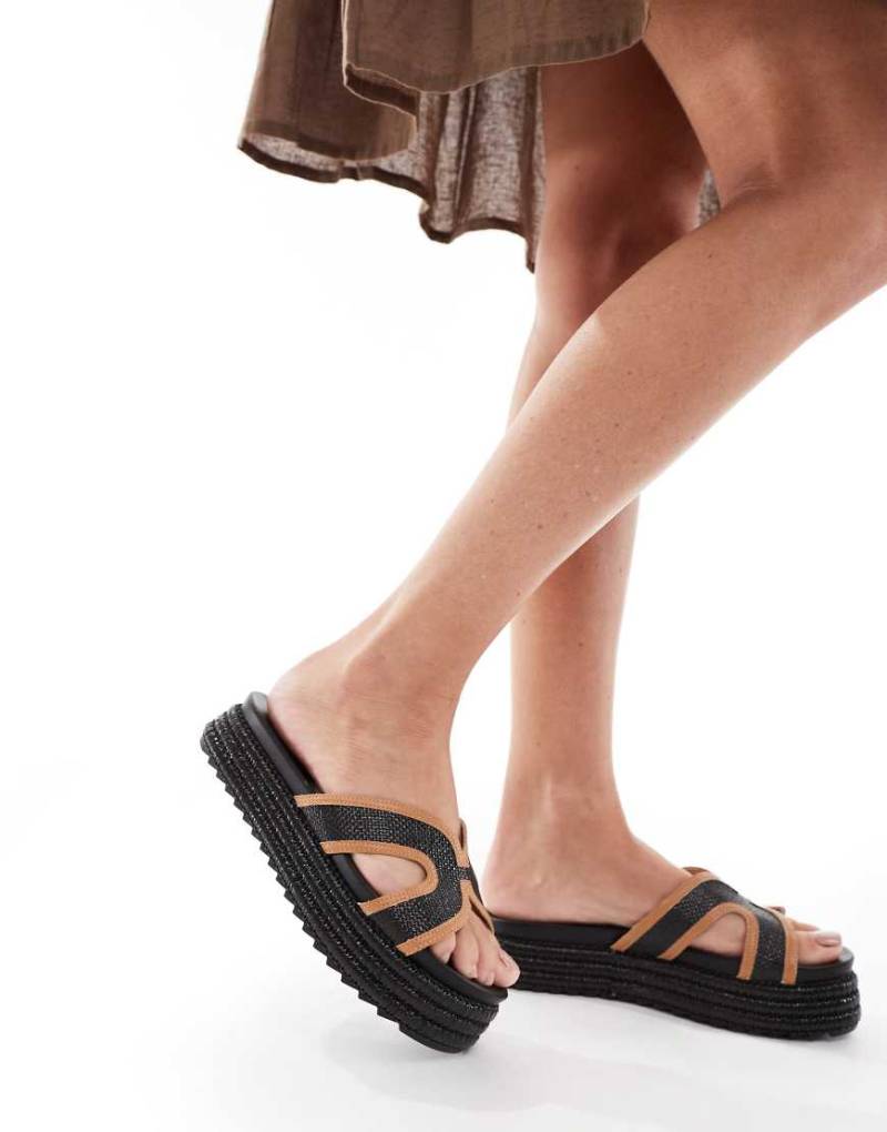 SEQWL - Flatform-Sandalen in Schwarz aus Bast mit Riemen-Design von SEQWL