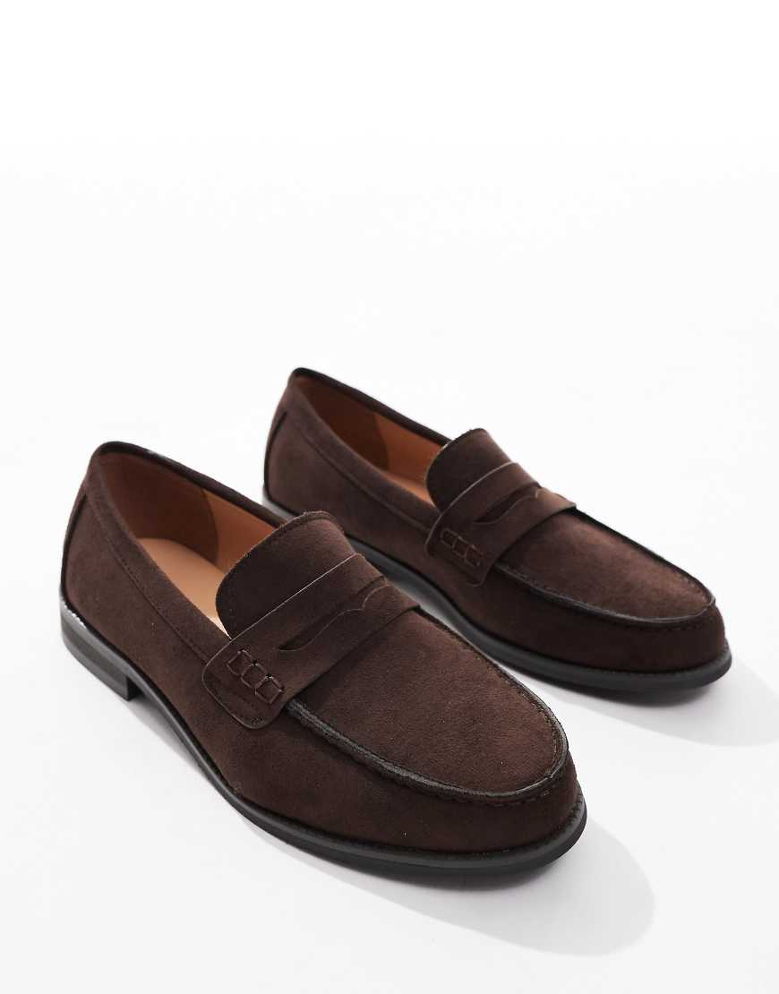 SEQWL - Hero - Loafer aus Wildlederimitat in Schokobraun mit Detail-Brown von SEQWL