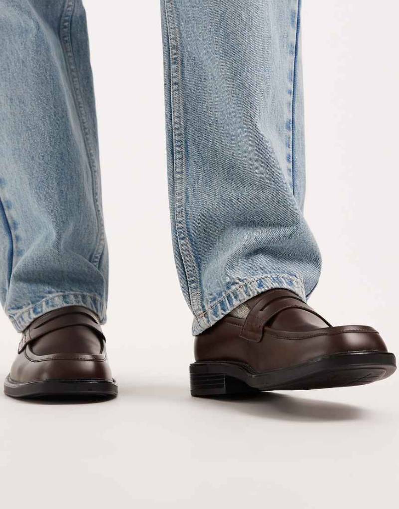 SEQWL - Loafer in Braun mit eckiger Zehenpartie-Brown von SEQWL