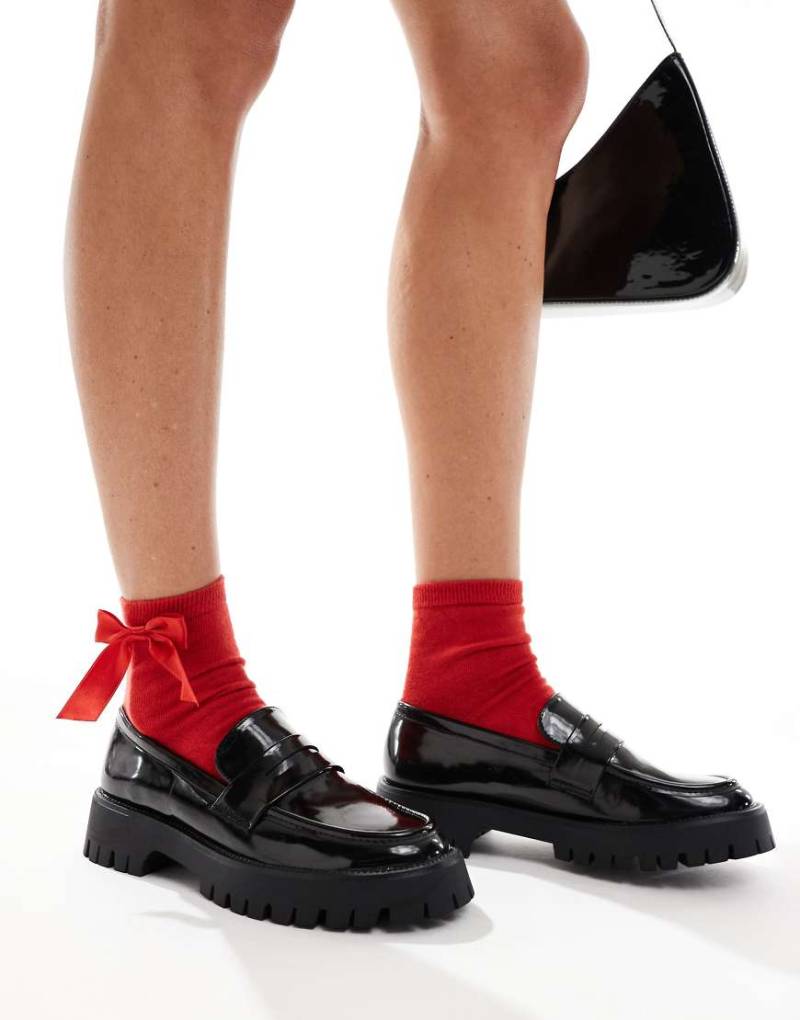 SEQWL - Loafer in Schwarz mit dicker Sohle von SEQWL