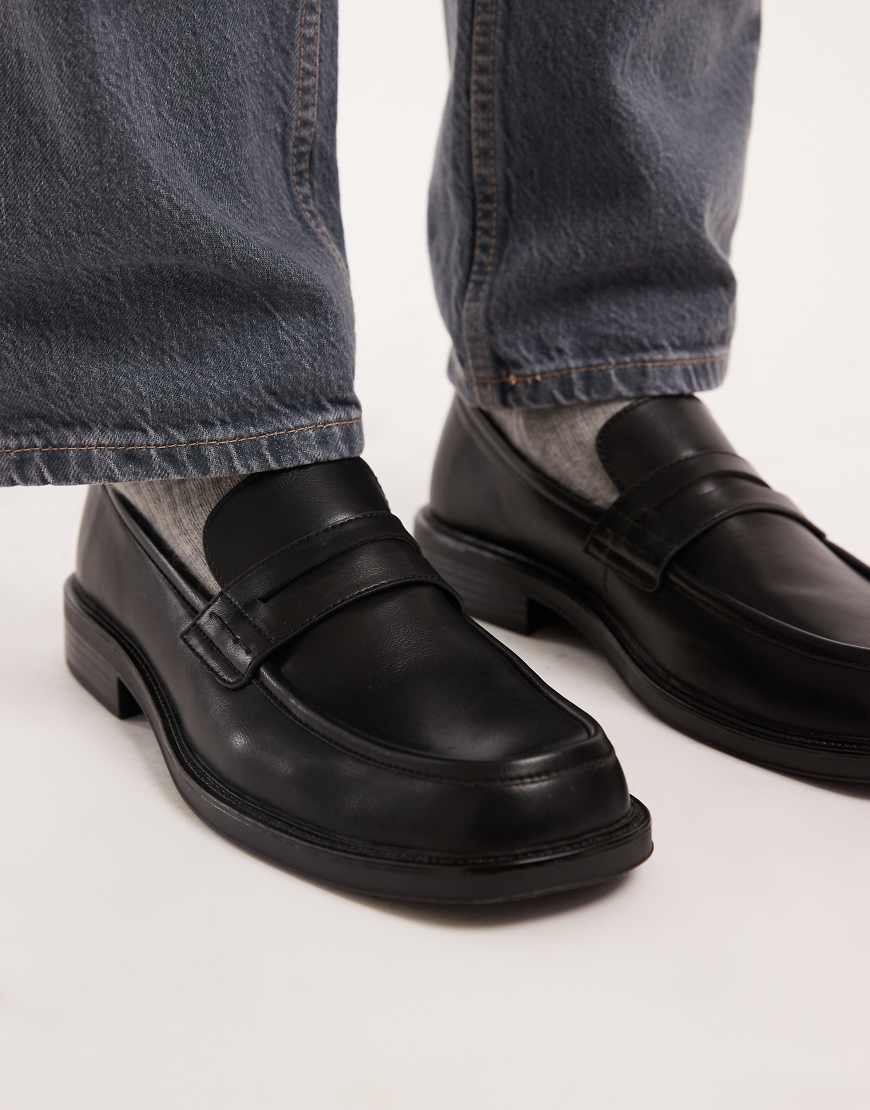 SEQWL - Loafer in Schwarz mit eckiger Zehenpartie von SEQWL