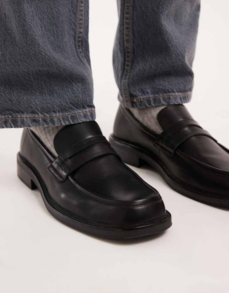 SEQWL - Loafer in Schwarz mit eckiger Zehenpartie von SEQWL