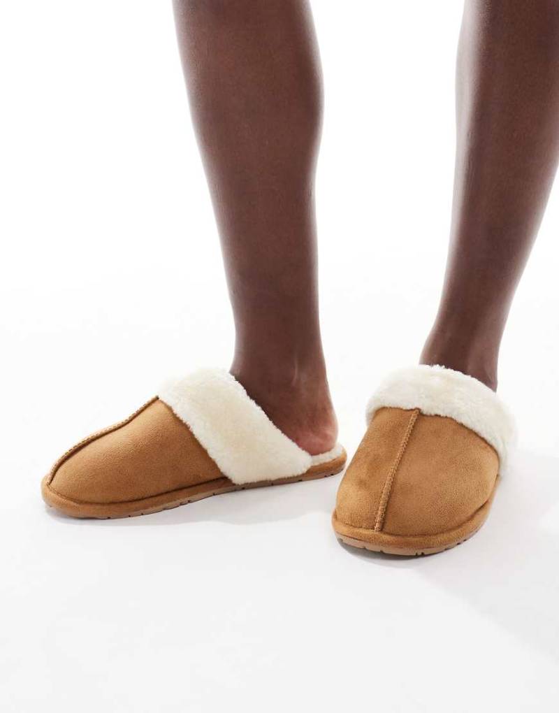 SEQWL - Mules-Hausschuhe aus Kunstpelz in Sand-Brown SEQWL - Mules-Hausschuhe aus Kunstpelz in Sand-Brown von SEQWL