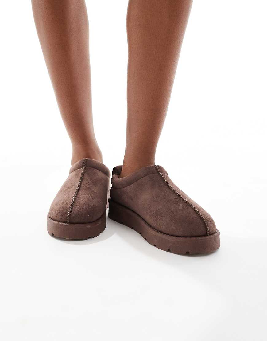 SEQWL - Mules in Wildleder-Optik in Schokobraun-Brown von SEQWL