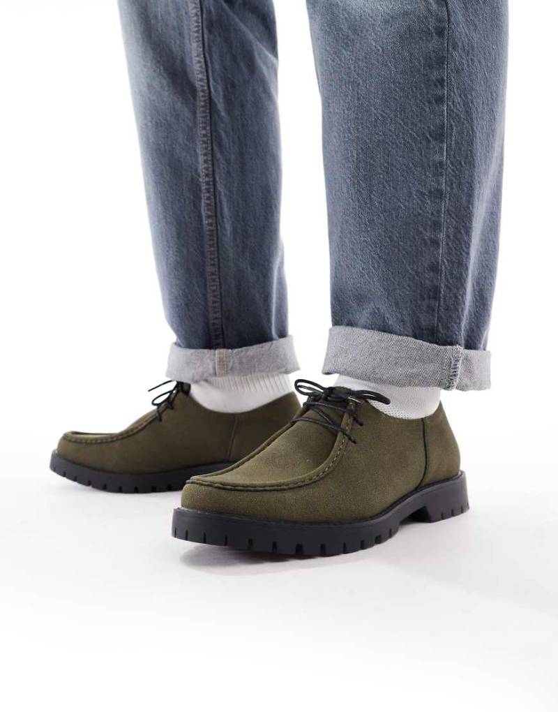 SEQWL - Schnürschuhe aus Wildlederimitat in Olivgrün von SEQWL