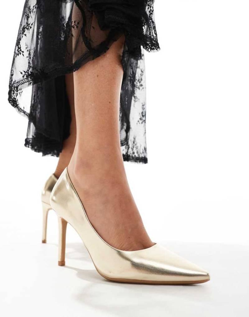 SEQWL - Spitze Pumps mit Bleistiftabsatz in Gold-Goldfarben von SEQWL