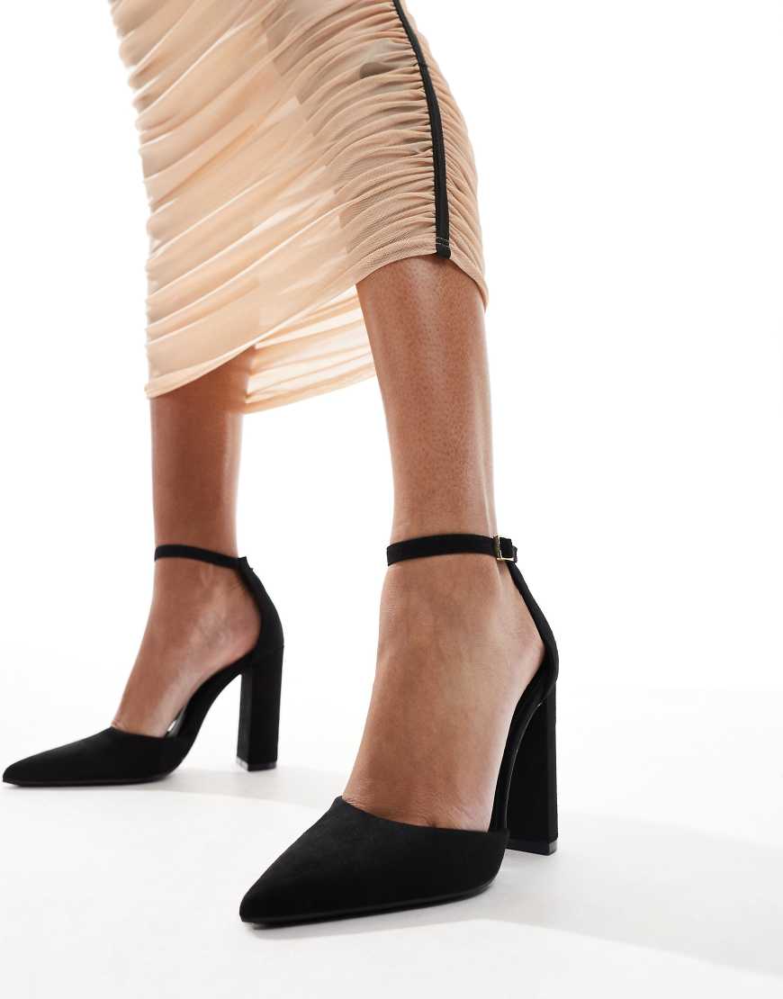 SEQWL - Spitze Schuhe in Schwarz mit Blockabsatz SEQWL - Spitze Schuhe in Schwarz mit Blockabsatz von SEQWL