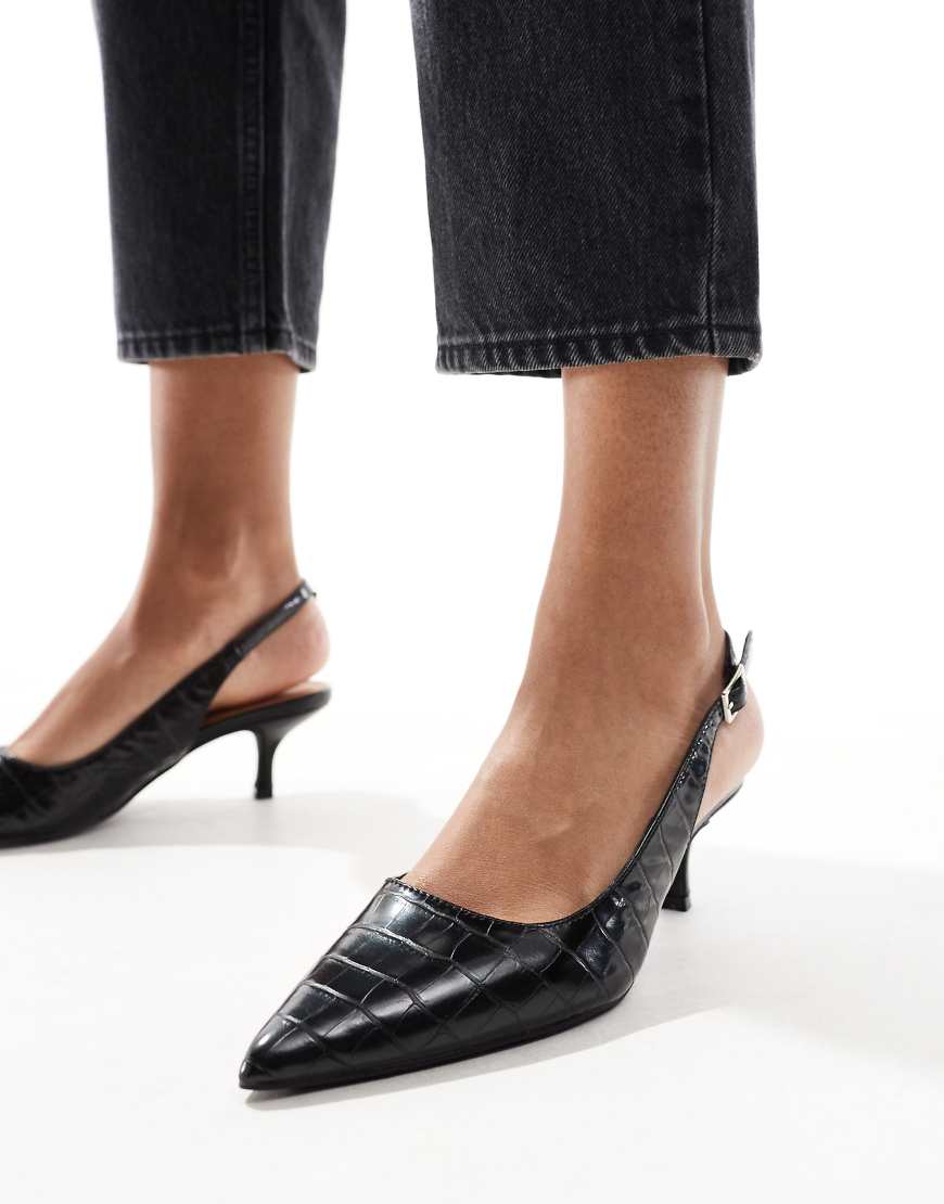 SEQWL - Spitze Schuhe in Schwarz mit Fersenriemchen und Kitten-Absatz von SEQWL