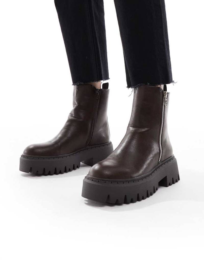 SEQWL - Stella - Stiefel in Braun mit dicker Sohle und Reißverschluss-Brown von SEQWL