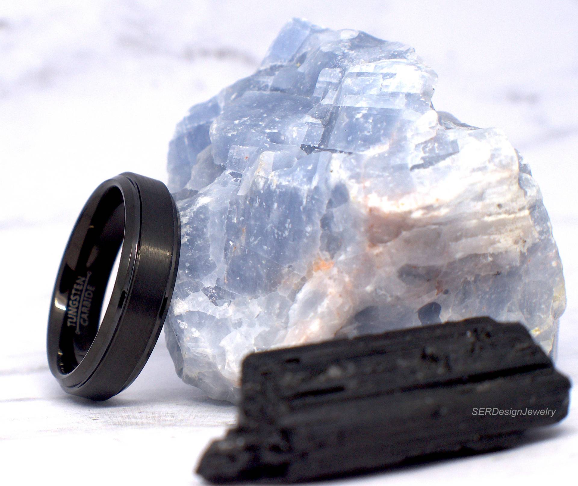 6mm Schwarz Gebürstet Rashed Center Wolfram Abgeschrägte Kante Ring Ehering Hochzeitsband Jahrestag Ringe von SERJewelryDesign