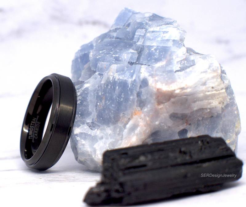 6mm Schwarz Gebürstet Rashed Center Wolfram Abgeschrägte Kante Ring Ehering Hochzeitsband Jahrestag Ringe von SERJewelryDesign