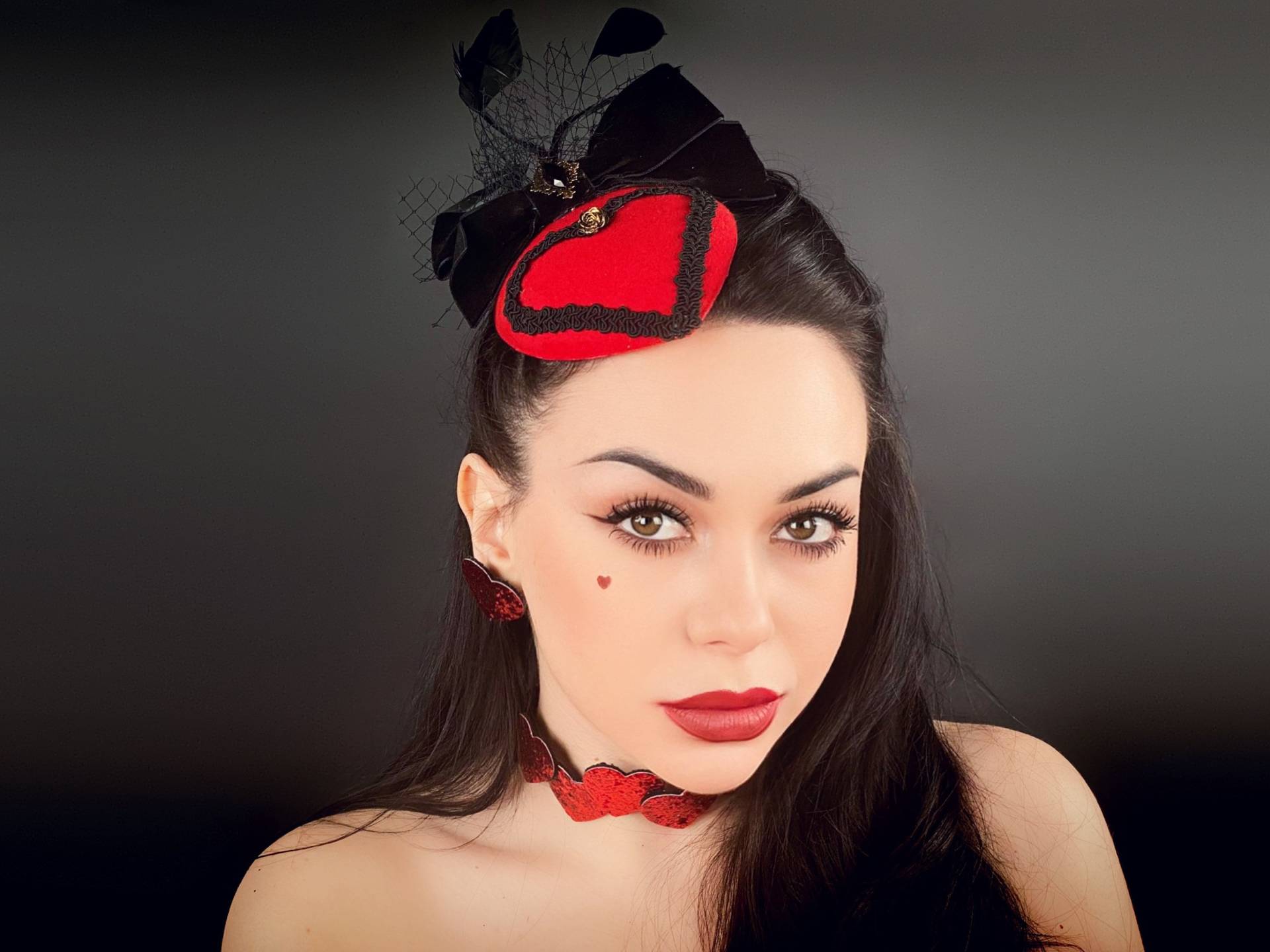 Rotes Herz Fascinator, Handgefertigter Vogelkäfig Schleier Haarband von SETAdesignStudio