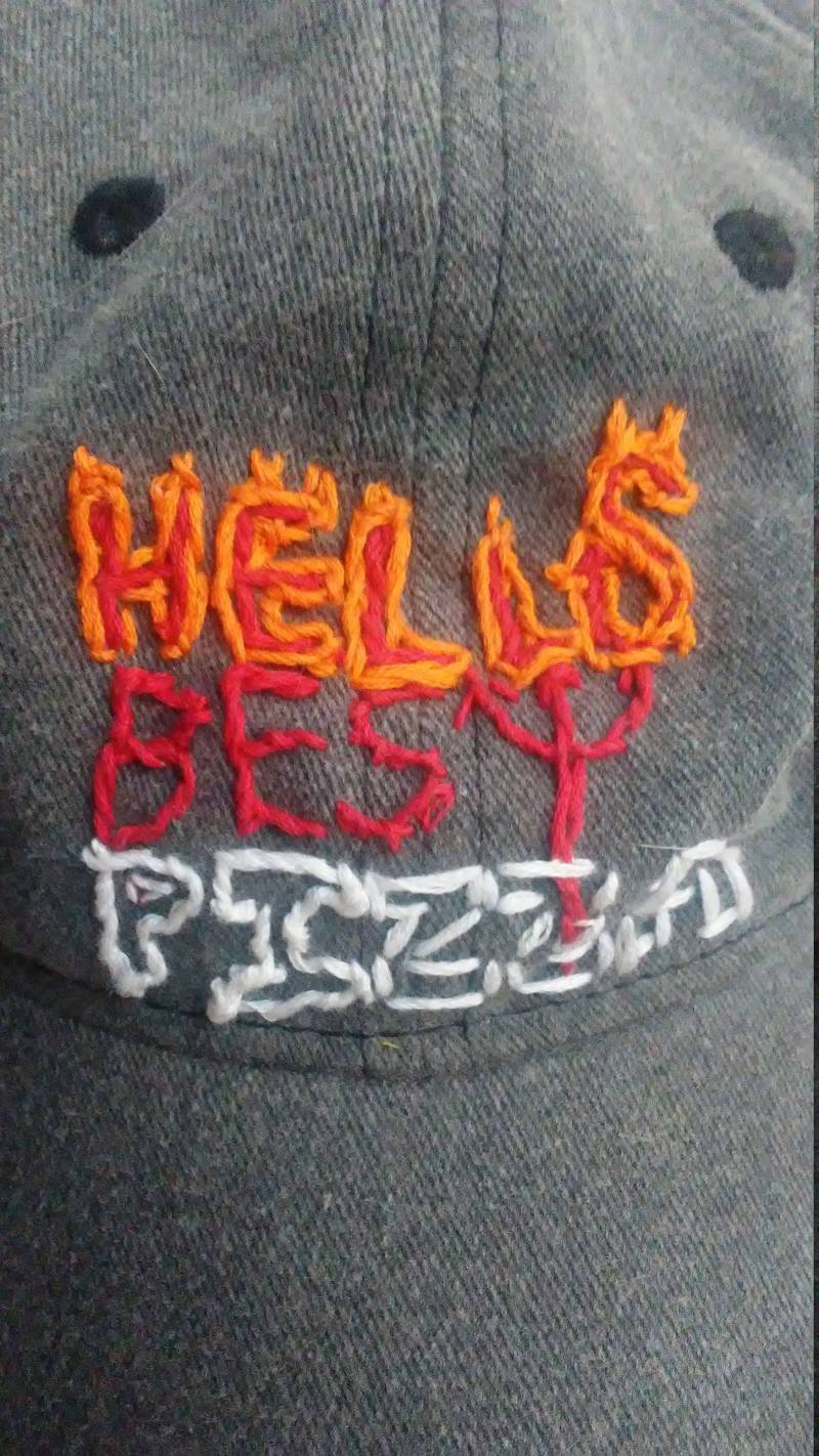 Hell Es Beste Pizza Hut Hell Es Beste Pizza Hut von SEWPUNK86