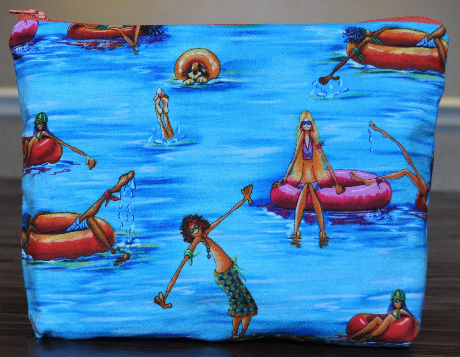 Sommerzeit Auf Dem Pier Innertubes Mit Orange Waves Tasche - Ooak Sommerzeit Auf Dem Pier Innertubes Mit Orange Waves Tasche - Ooak von SEWciopathCreations