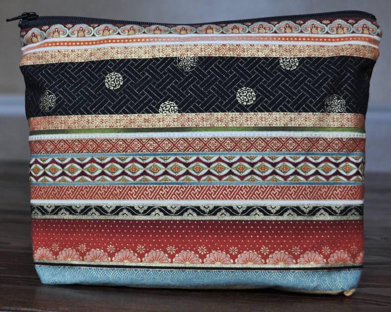 Zen Oasis Verziertgold Streifen Und Blüten Tasche - Ooak von SEWciopathCreations