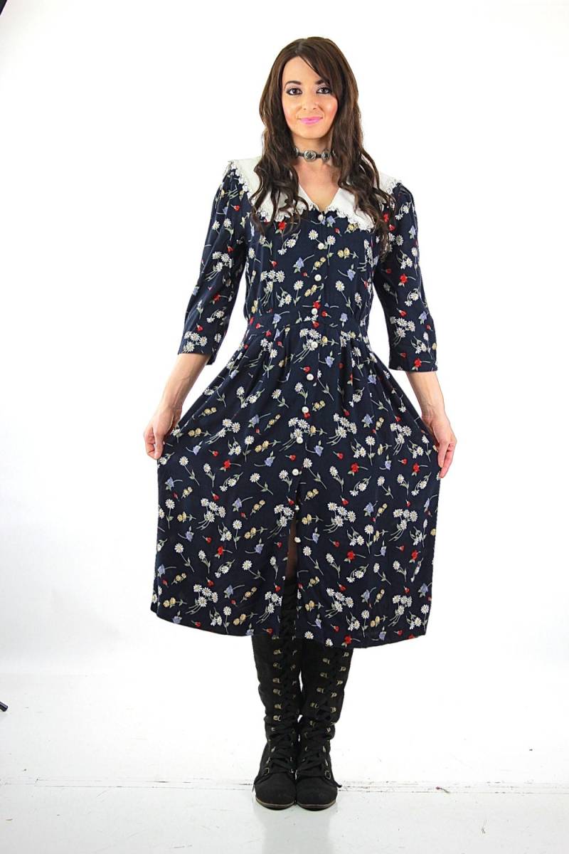 Vintage 90Er Jahre Grunge Schwarzes Boho Midi Kleid Mit Blumenmuster von SHABBYBABE