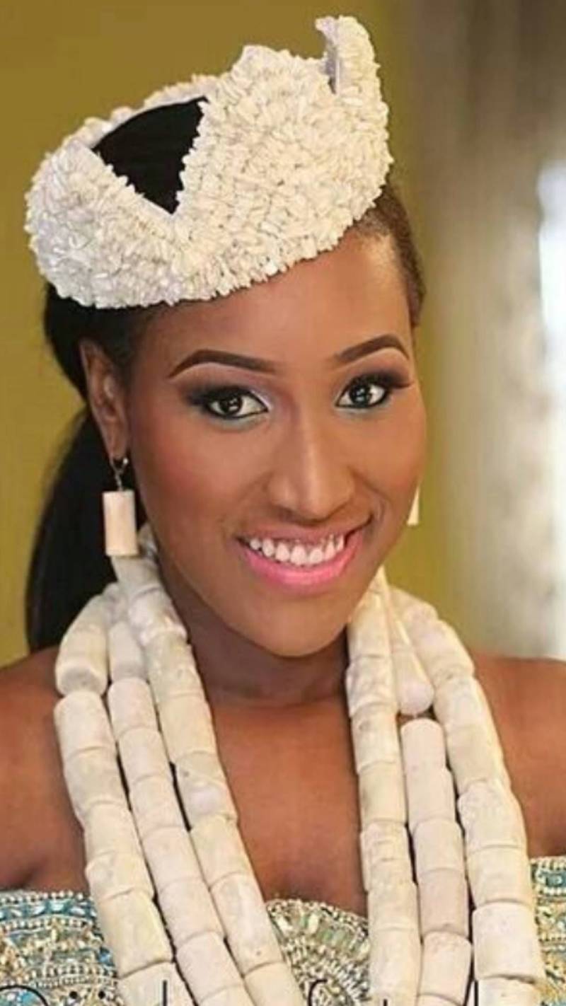 Brautkrone/Prinzessinnenhut von SHALOMCONCEPT