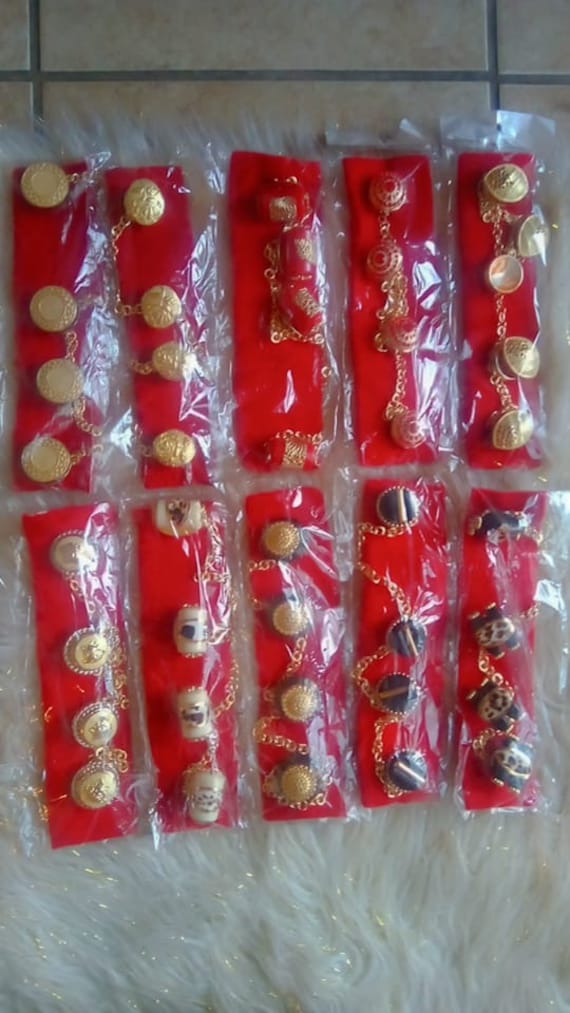 Traditioneller Kettenknopf Hemdknopf, Isi Agu Stil von SHALOMCONCEPT