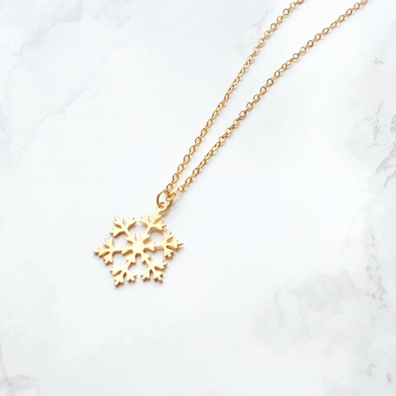 Schneeflocke Halskette, Winter Anhänger, Liebesschmuck, Kleine Charme, Winzige Weihnachtsgeschenk, Natur von SHANYDESIGNSTUDIO