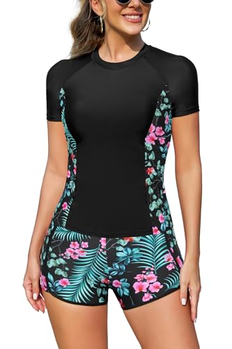 SHEKINI Damen Kurzarm Rash Guard 2 Stück Badeanzug Shirt Strandmode mit Boardshorts(schwarz+verlassen, X-Large) von SHEKINI